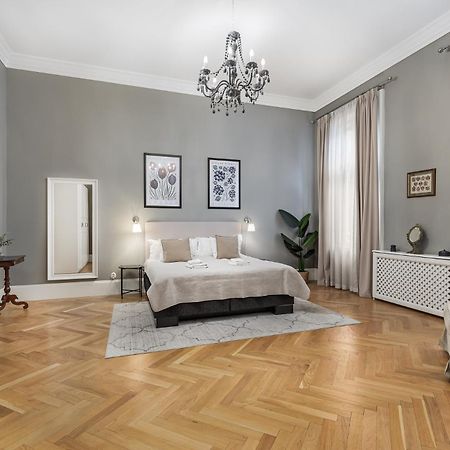 Spacious Victorian Residence By Grand Boulevard 布达佩斯 外观 照片
