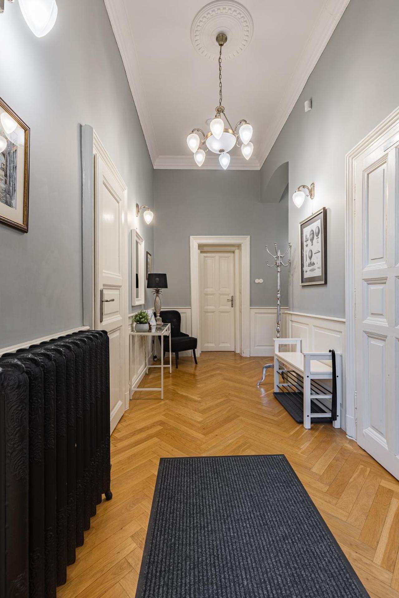 Spacious Victorian Residence By Grand Boulevard 布达佩斯 外观 照片